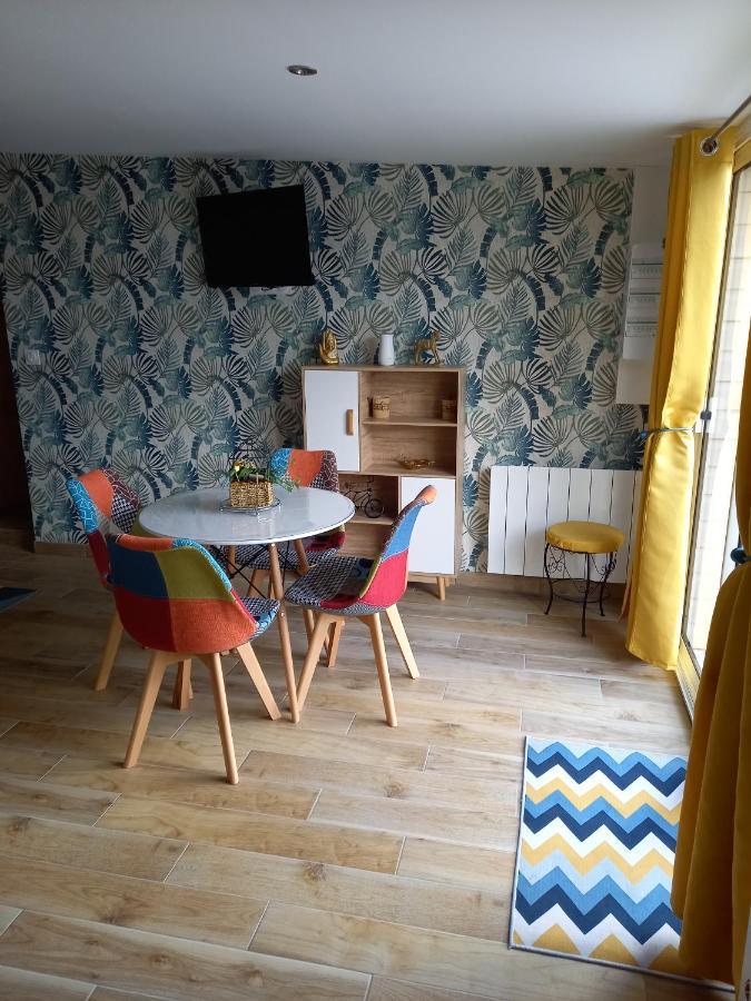 Gite Lusitania Embreville Room photo